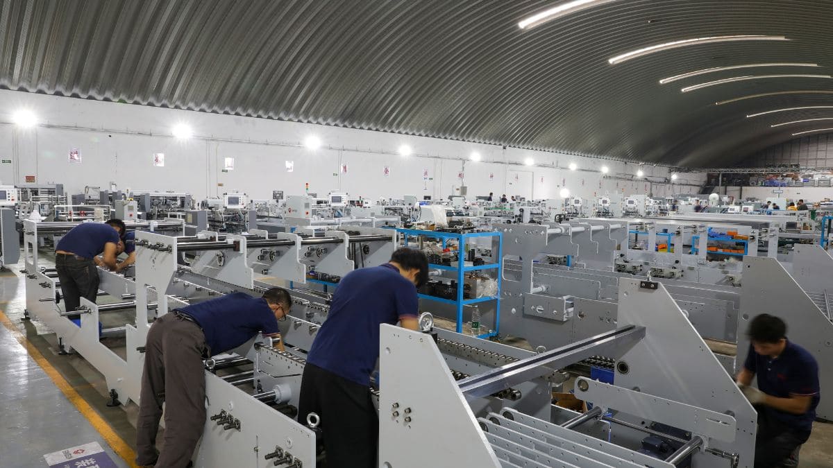 Automatic folder gluer factory production floor in China